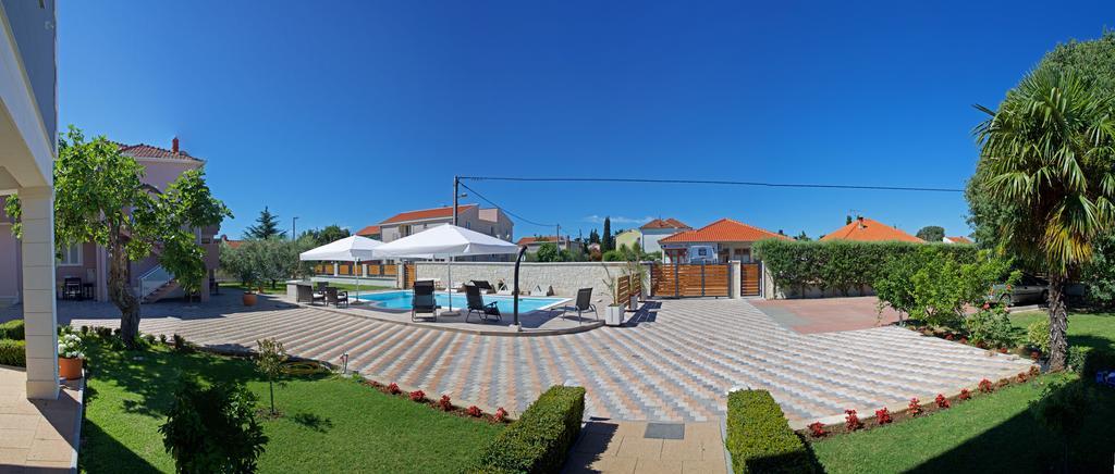 ביוגראד נה מורו Banic Apartments With Pool מראה חיצוני תמונה